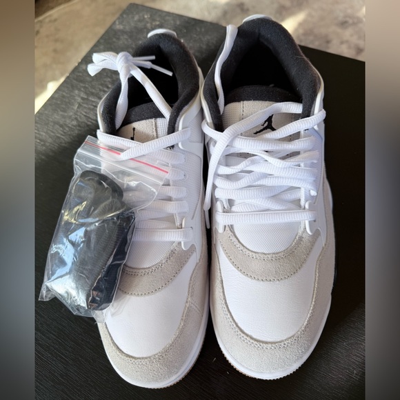 Jordan Athletic Sneakers in White and Gray Size 10.5